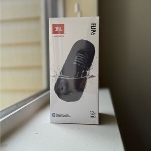 JBL Flip 6 by Harman